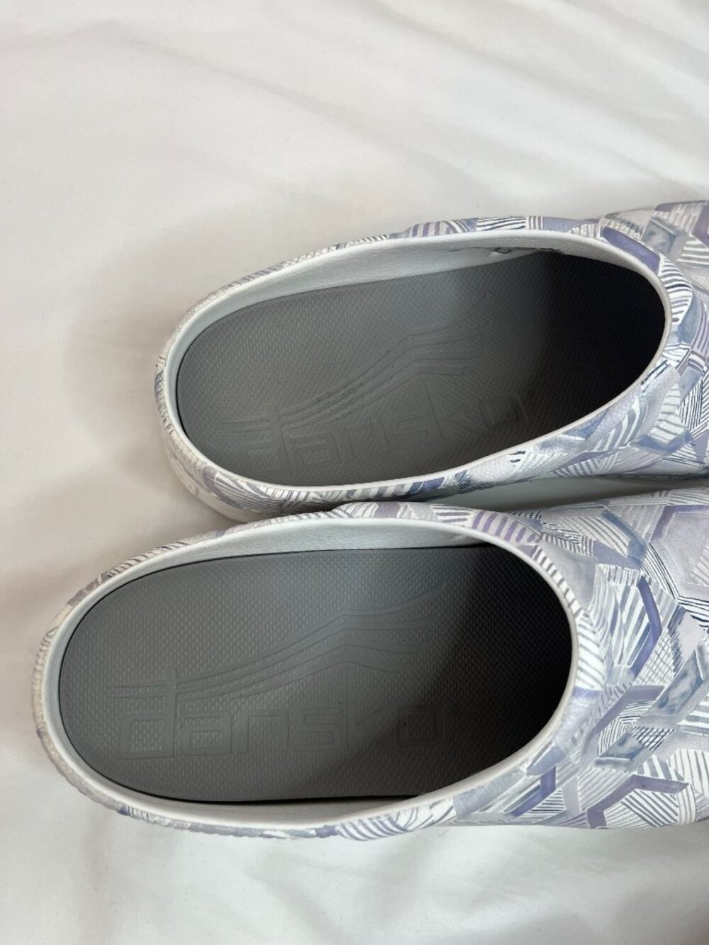 Dansko White Blue Gray Geometric Pattern Clogs - Picture 8 of 8